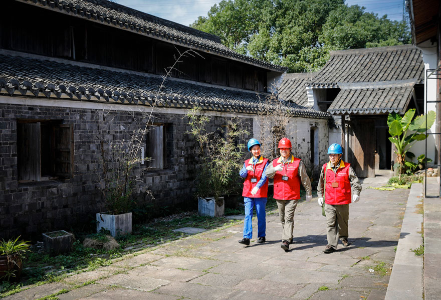 國(guó)網(wǎng)寧波市鄞州區(qū)供電公司電力秋檢“把脈”旅游旺季景區(qū)用電安全