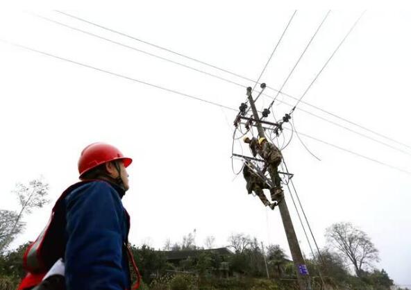 國網通道縣供電公司打好“沅溆會戰(zhàn)”收官之戰(zhàn)