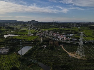 這項工程投產送電，將提高湖北省西電東送通道送電能力