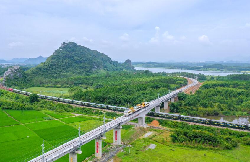 國內(nèi)最大在建火電項目鐵路專用線試通車