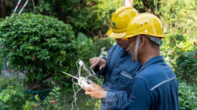 廣東江門供電局全方位構(gòu)筑秋季防山火屏障