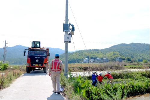 國網(wǎng)武夷山市供電公司農(nóng)網(wǎng)改造升級助力居民清涼度夏